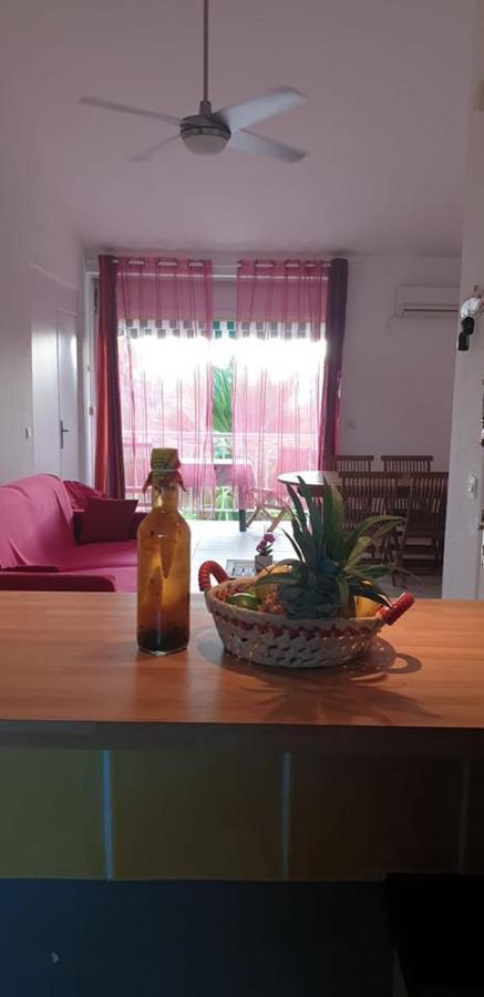 Ti Kaz A Rhum Lägenhet Sainte-Anne  Exteriör bild